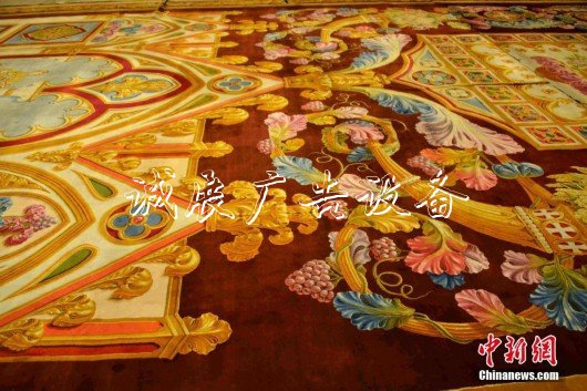 巴黎圣母院大火后學(xué)校宣傳欄幸存頂級文物展出