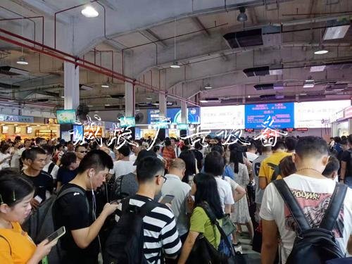 未來(lái)可“刷臉”乘船社區(qū)宣傳欄 珠海九洲港打造數(shù)字化港口