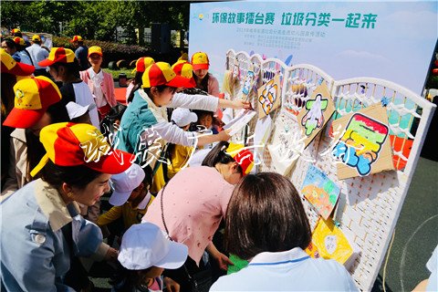 ?蘇州唯亭:環(huán)保故廣告燈箱多少錢一個事擂臺賽 垃圾分類一起來