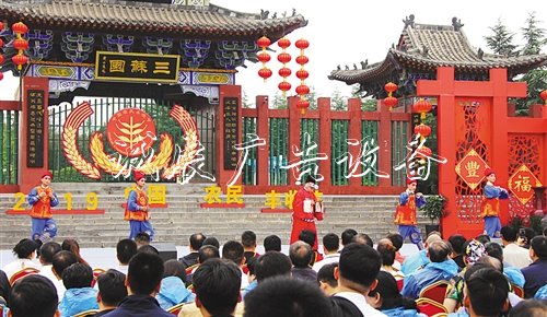 【大美中國】廣告燈箱多少錢一個金秋時節(jié)慶豐收