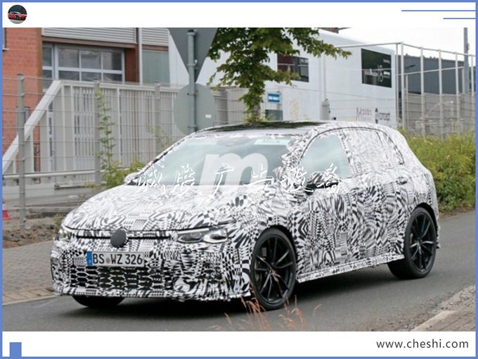 20天后！大眾全新高爾宣傳欄夫亮相 內(nèi)飾采用連屏設(shè)計