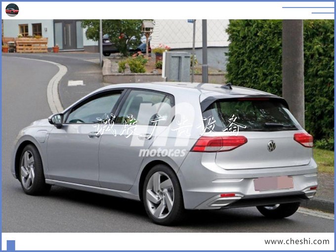 20天后！大眾全新高爾宣傳欄夫亮相 內(nèi)飾采用連屏設(shè)計