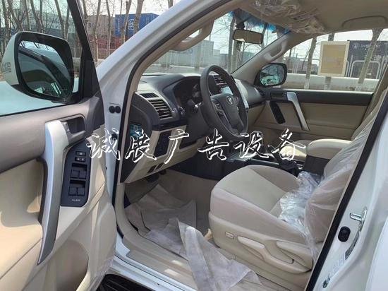 19款霸道4000丐版行閱報(bào)欄燈箱情天津價(jià)格實(shí)拍圖片