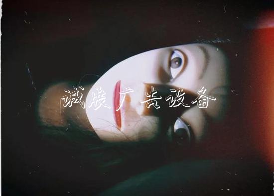 嚇人！這是什么垃圾？打文化宣傳欄開垃圾箱后差點(diǎn)兒魂兒也沒了