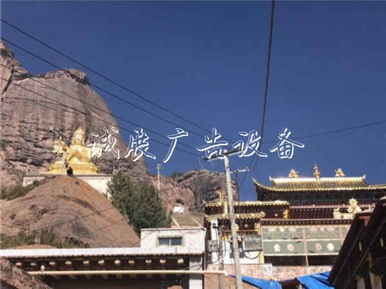 “2019行走黃河”：拉戶外廣告燈箱加鎮(zhèn)，黃河邊上解難題