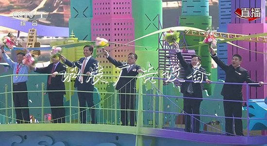 為什么說民營企文化宣傳欄業(yè)是“自己人”？