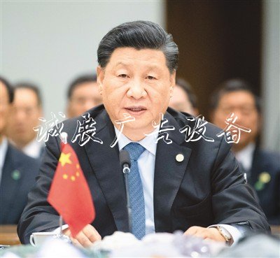 習(xí)近平：國際上的滾動廣告燈箱事應(yīng)該由大家商量著辦