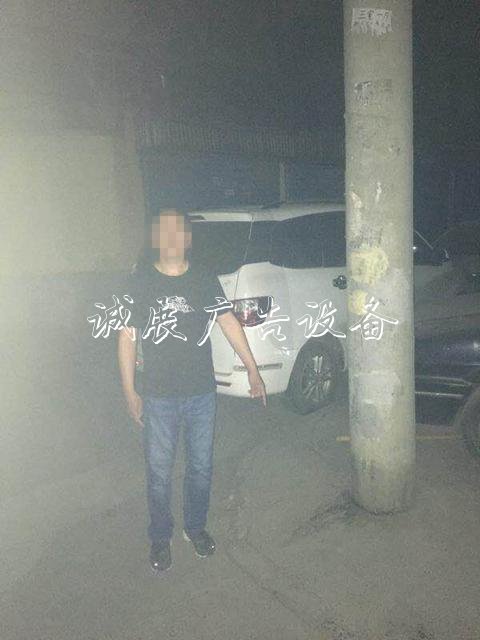 忍住 別笑！鄭州男子伙廣告燈箱多少錢一個同小舅子一連偷了14個垃圾桶