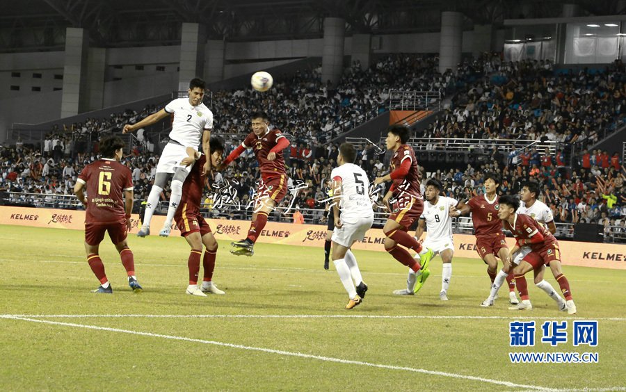 2019年國(guó)際大體聯(lián)路燈燈箱足球世界杯開賽