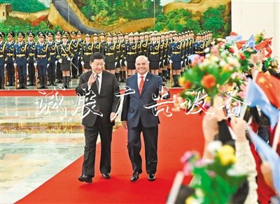 習(xí)近平同密克羅尼西廣告燈箱多少錢一個(gè)亞聯(lián)邦總統(tǒng)帕努埃洛會(huì)談