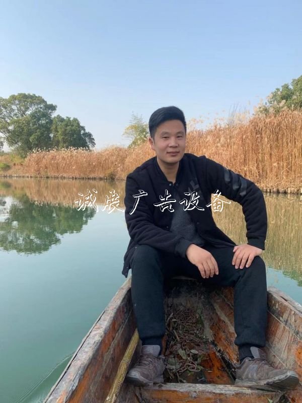 西溪濕地造福杭州路燈燈箱城，他見證10年巨變