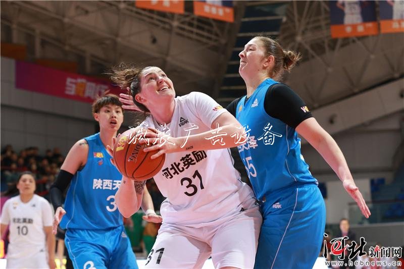77比65！河北衡水湖女籃社區(qū)宣傳欄主場(chǎng)戰(zhàn)勝陜西西安天澤女籃