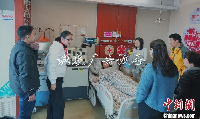 母親為16歲少年捐造垃圾分類(lèi)亭血干細(xì)胞 2個(gè)月增肥18斤