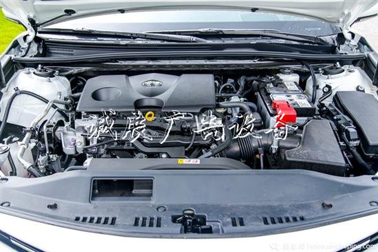 凱美瑞2.0L首試：入指路牌門車型中的實(shí)力擔(dān)當(dāng)