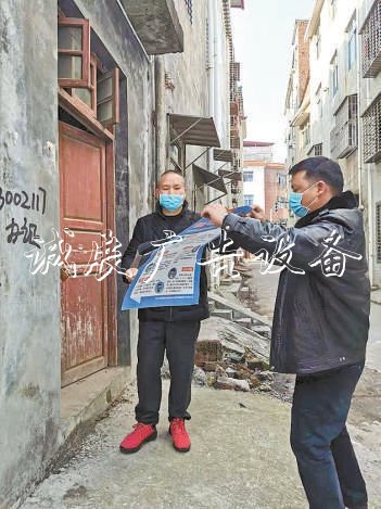 何慢群:挑起社滾動燈箱區(qū)網(wǎng)格化防疫重?fù)?dān)