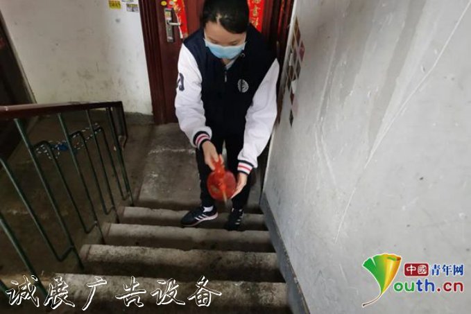 北京市西城區(qū)：“志愿黨建宣傳欄有我 愛衛(wèi)同行”愛國(guó)衛(wèi)生