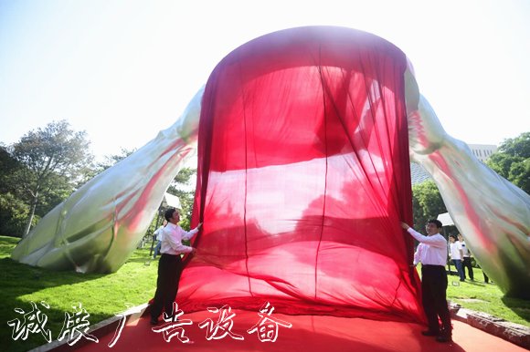 “最美奮斗者”主題文化長廊落成揭幕儀式舉行