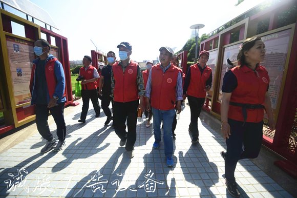 “最美奮斗者”主題文化長廊落成揭幕儀式舉行