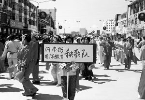 國防教育：社區(qū)搞得怎么樣(圖)