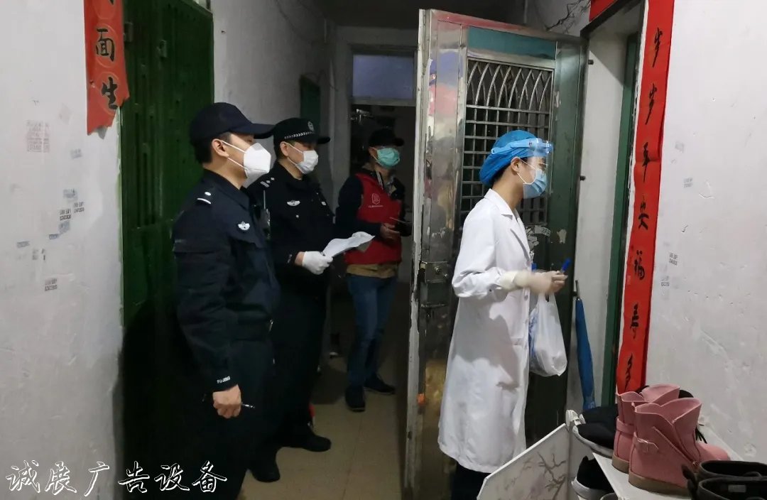 八卦嶺派出所：探索公指路牌安勤務(wù)新模式，推進社區(qū)