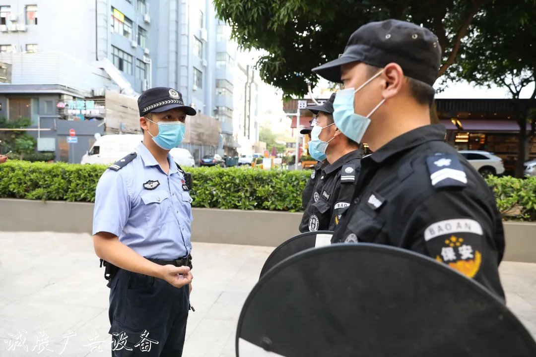 八卦嶺派出所：探索公指路牌安勤務(wù)新模式，推進社區(qū)