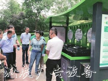 垃圾分類成效足亮點多戶外滾動燈箱，槐蔭多個社區(qū)“煥新顏”