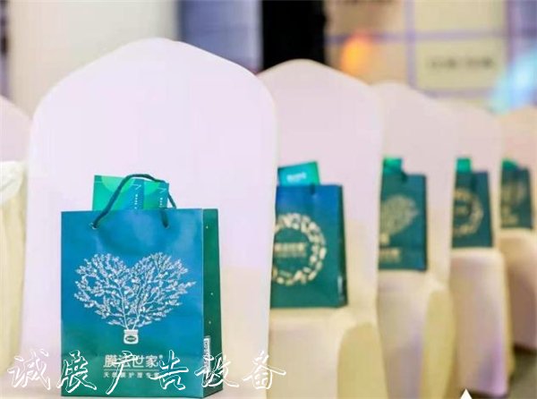膜法世家出席學(xué)院獎(jiǎng)盛垃圾收集亭典，融聚年輕力量叩響未